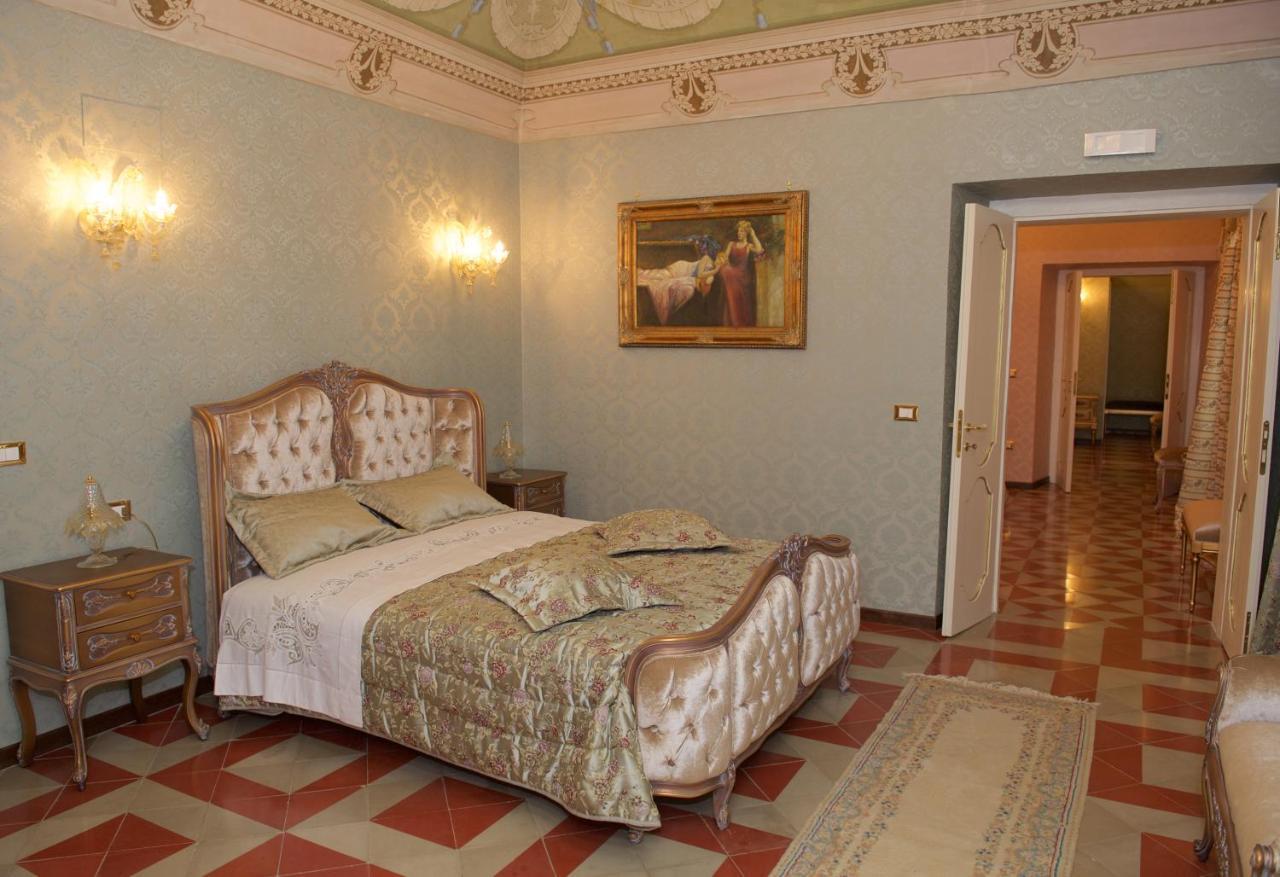 Palazzo Tilli Casoli  Exterior foto